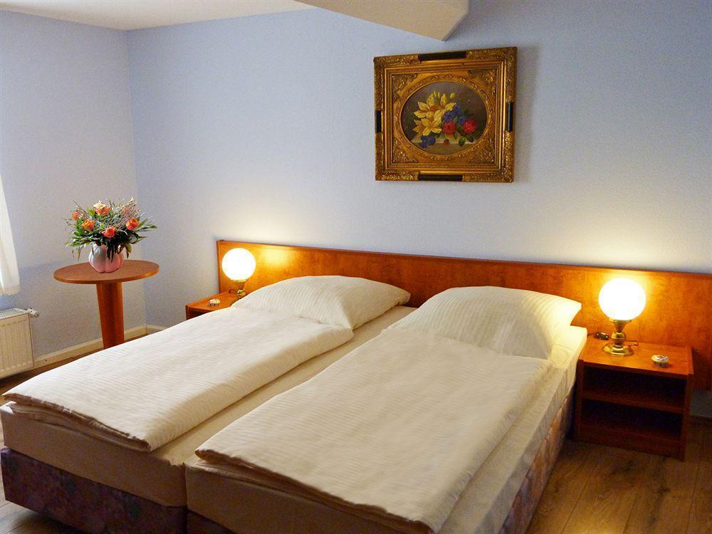 Adelheid Hotel garni Quedlinburg Buitenkant foto